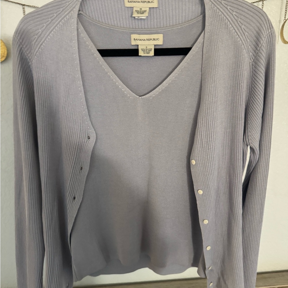 Banana Republic Lavender tank and cardigan 100% Silk Top - Picture 7 of 7